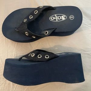 Y2K Platform Sandals